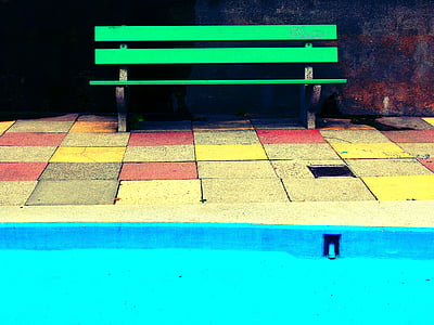 photo of green wooden bench thumbnail