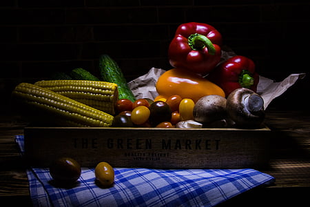 box of vegetables thumbnail