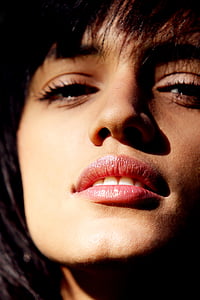 portrait of woman thumbnail