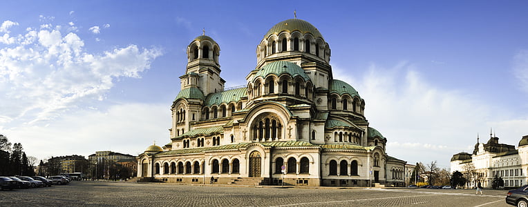 white cathedral thumbnail