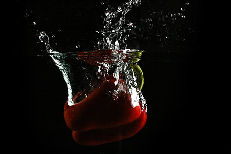 Red Paprika in Water thumbnail