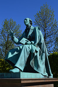 Hans Christian Andersen thumbnail