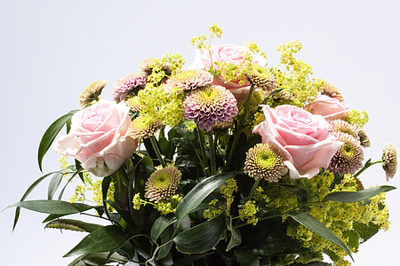 bouquet of flowers thumbnail