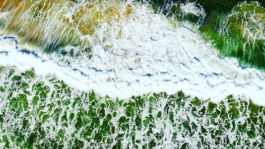 ocean waves painting thumbnail