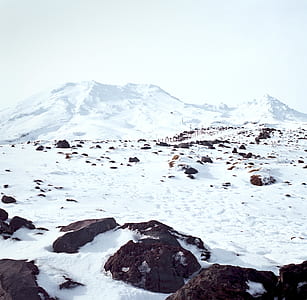 landscape photography of snow-capped mountain thumbnail