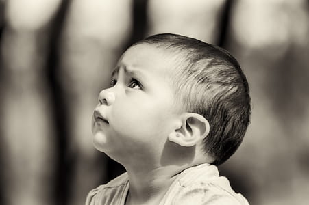 baby's face grayscale photo thumbnail