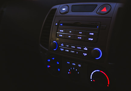 gray vehicle center stack thumbnail