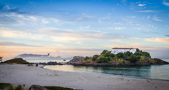 Cabo Frio, Strong Beach thumbnail