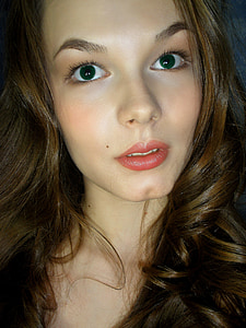 woman smiling thumbnail