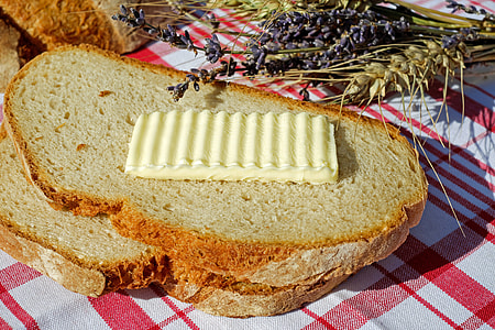 sandwich with butter topping thumbnail