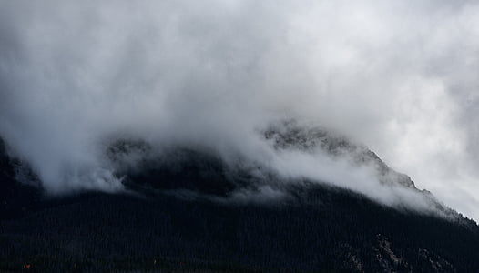 mountain covered with clouds thumbnail