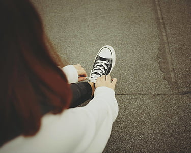 woman shoe lacing sneaker thumbnail
