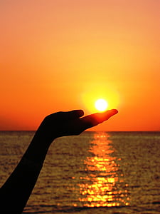 sunset over the horizon thumbnail