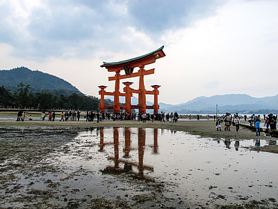 巖 Island, Shrine thumbnail