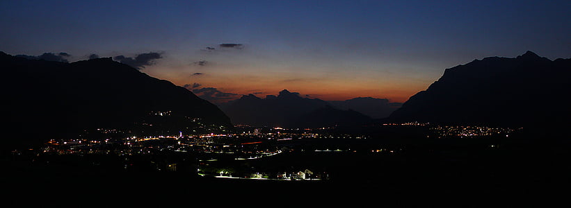 city during night time thumbnail