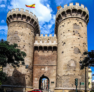 Gate Towers of Quart in Valencia, Spain thumbnail