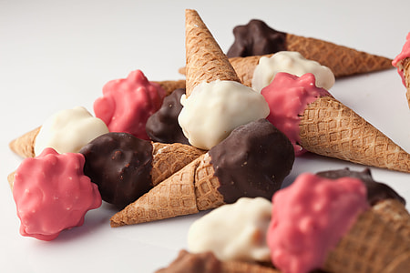 Ice cream cones thumbnail