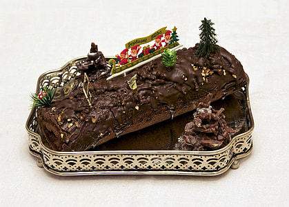 brown table decor thumbnail