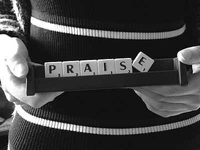 praise scrabble word thumbnail