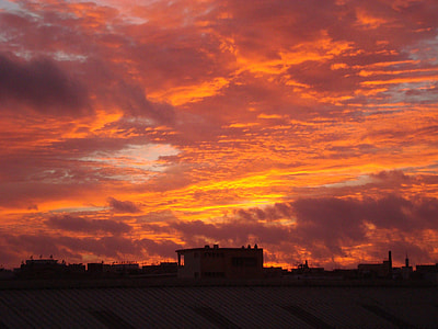 silhouette photo of buildings thumbnail