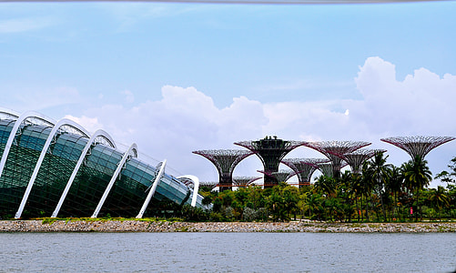photo of a Singapore landmark thumbnail