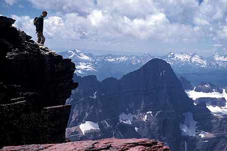 Person of mountain cliff thumbnail