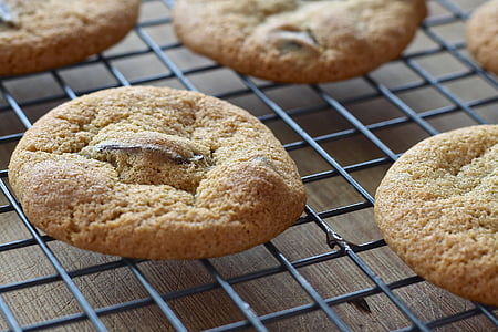 close-up photography of cookies thumbnail