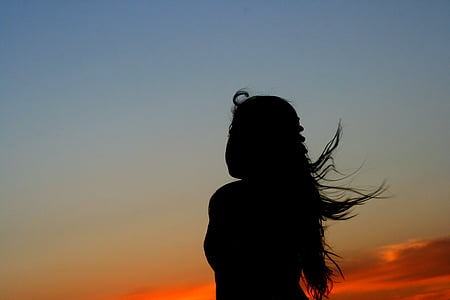 woman staring at sky thumbnail