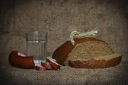 sliced bread near clear drinking glass thumbnail