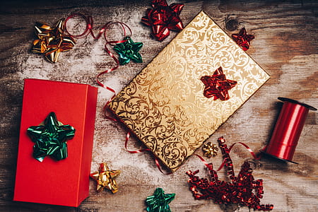 Wrapping Christmas Presents Photo thumbnail