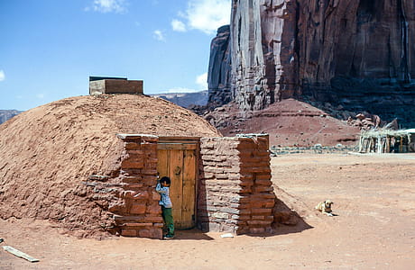 Native American Boy, Navajo Nation, Arizona thumbnail