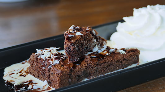 tray of chocolate cake thumbnail