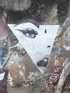 woman's face wall painting thumbnail