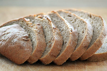 closeup photo of slice of bread thumbnail