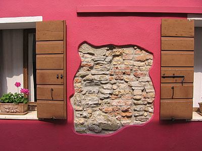 Wall, Home thumbnail