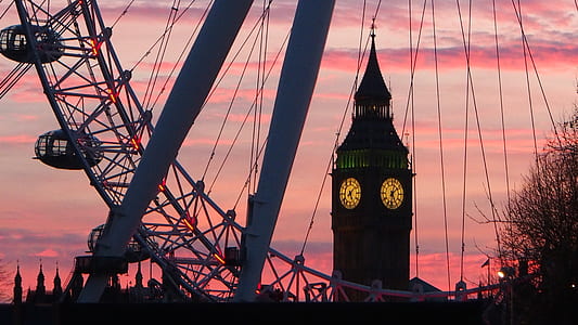 white Ferris wheel thumbnail