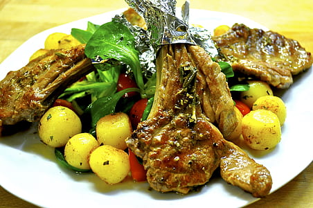 toasted meat with vegetables thumbnail