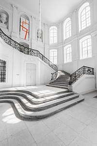 photo of empty stairs thumbnail