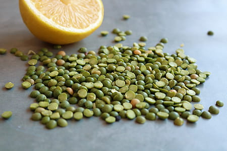 Dried green pea halves thumbnail