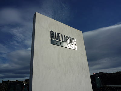 Blue Lagoon Iceland signage thumbnail