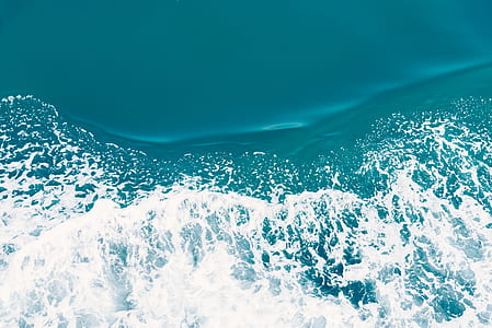 blue ocean waves thumbnail