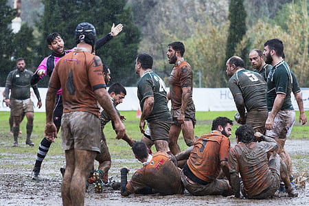 people on mud puddle thumbnail