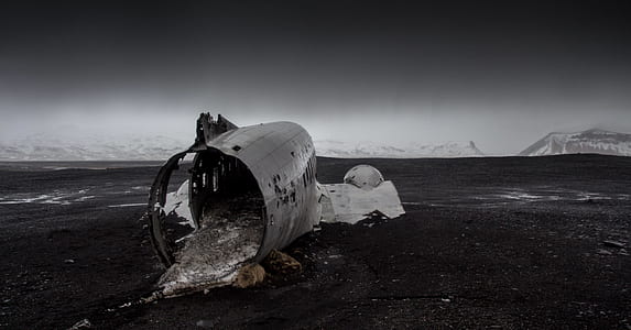plane, destroyed, wreck, crash thumbnail