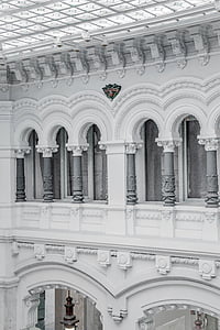 white cathedral thumbnail