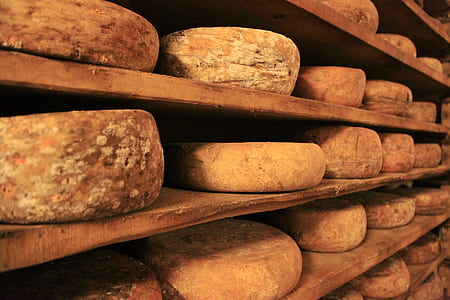 close-up photography of breads thumbnail