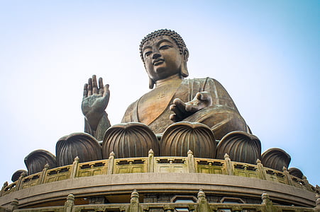 gold Gautama Buddah statue thumbnail