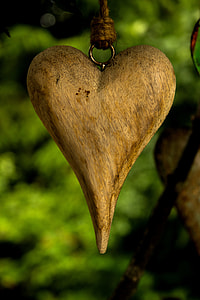brown heart accessory thumbnail