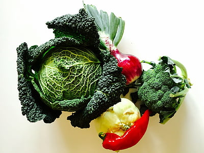 broccoli together with red bell pepper photography thumbnail