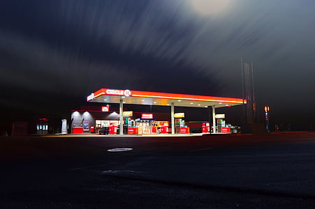 photo of gasoline station thumbnail