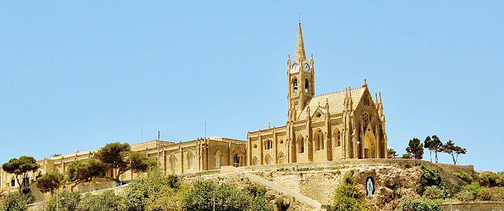 brown cathedral thumbnail